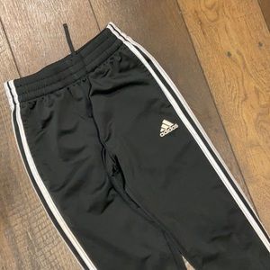Adidas joggers